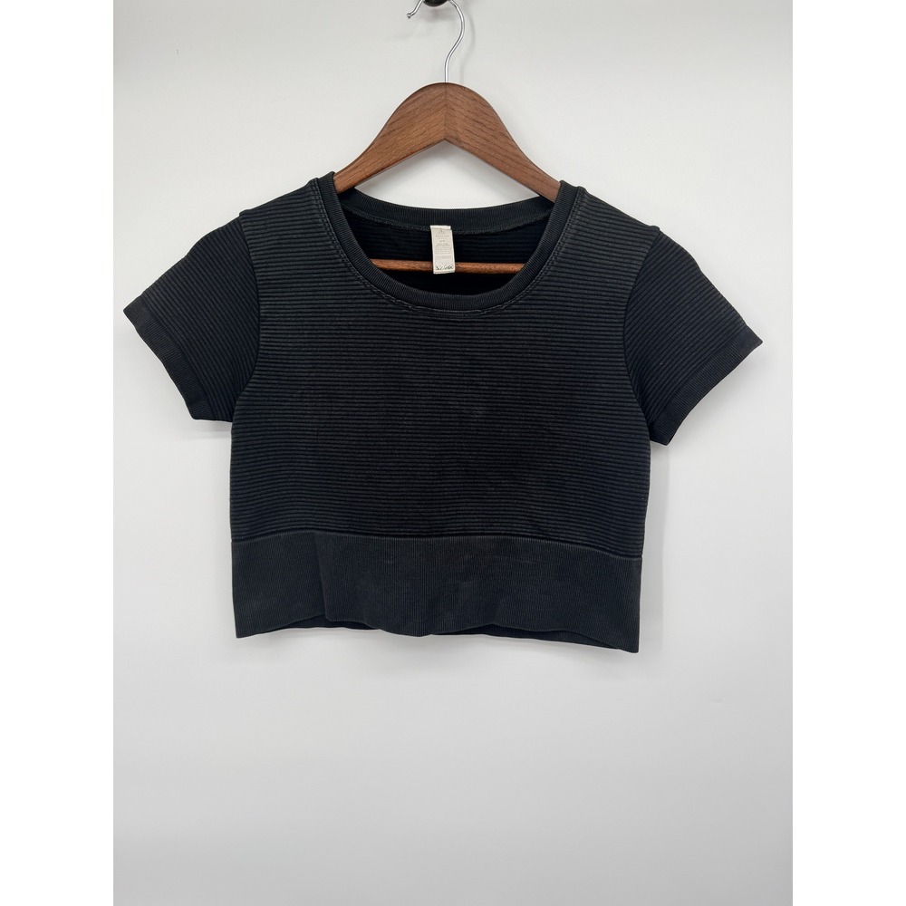 OFFLINE by Aerie Ribbed Crop Top Womens Medium Black Good Seamless Short Sleeve